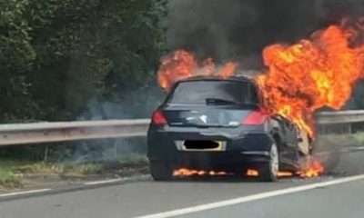 αυτοκίνητο φωτιά