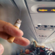 τσιγάρο αεροπλάνο