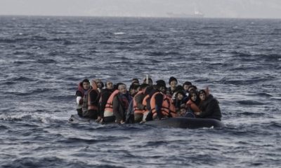 μετανάστες σε βάρκα